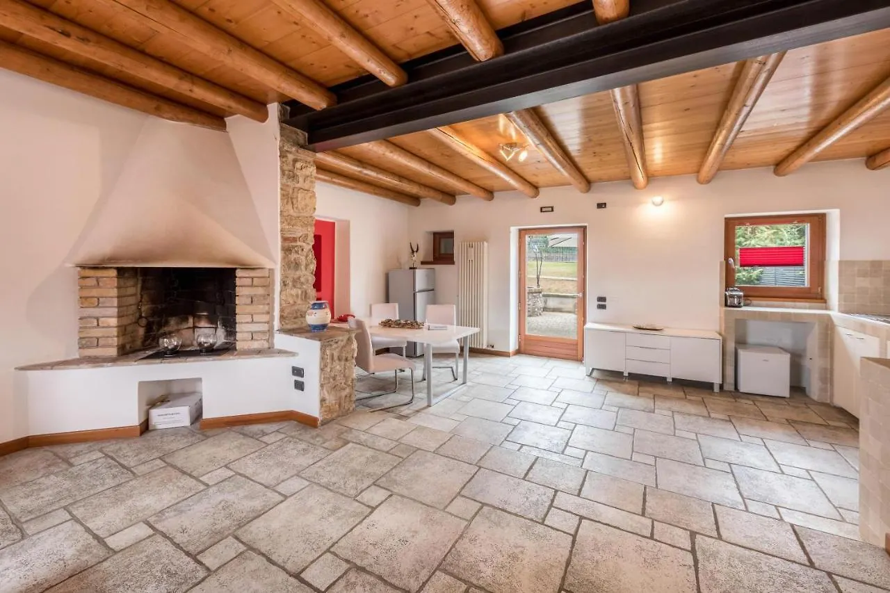 Willa Casa Rustico Costermano 0*,  Włochy